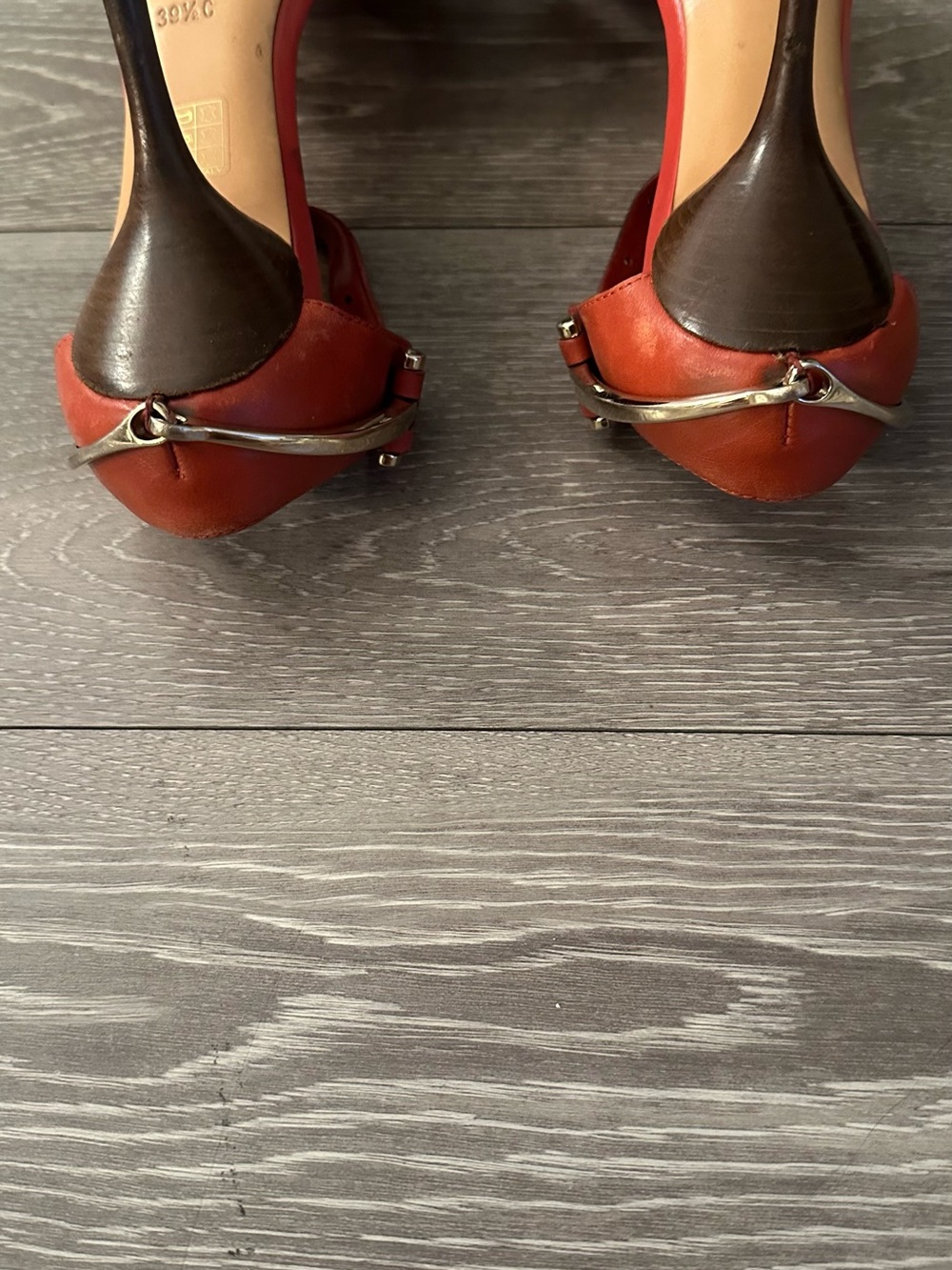Gucci -Red Leather Ankle-Strap Sandals - Picture 7 of 10